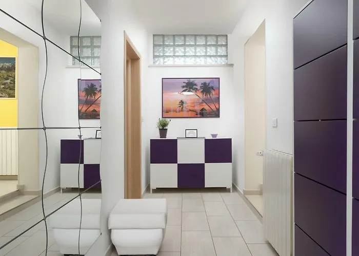 Apartment Rainbow Pula